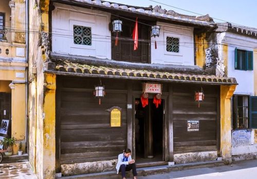 Old House of Tan Ky